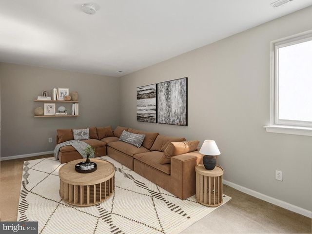 2746 FYNAMORE LN, Downingtown, PA 19335