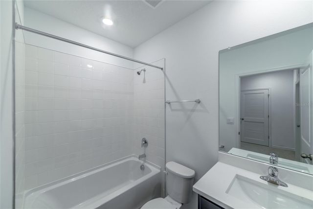 17208 ENGLISH CHESTNUT WAY, Land O Lakes, FL 34638