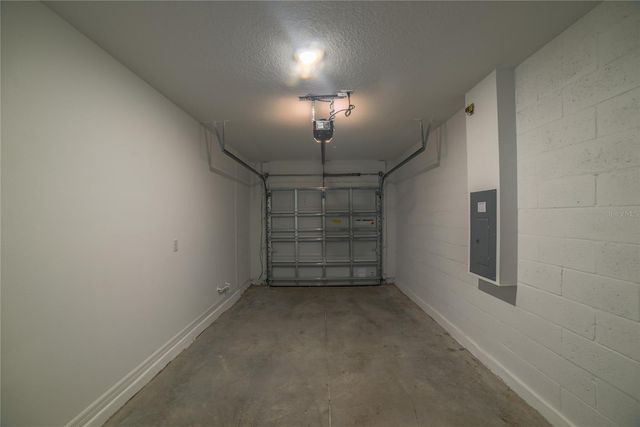 17208 ENGLISH CHESTNUT WAY, Land O Lakes, FL 34638