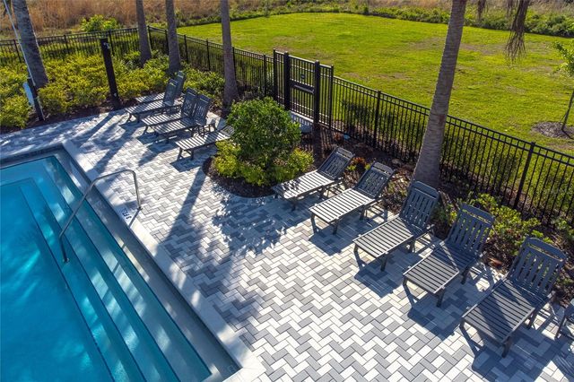 17208 ENGLISH CHESTNUT WAY, Land O Lakes, FL 34638