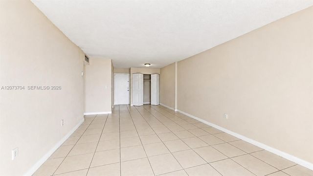 9360 Fontainebleau Boulevard 510, Miami, FL 33172
