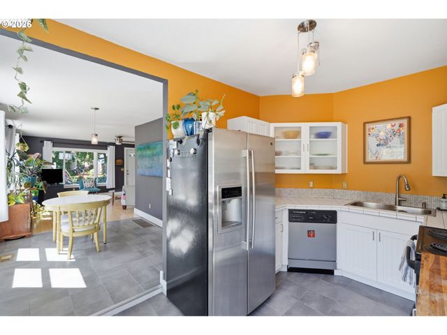 9418 N ALLEGHENY Ave, Portland, OR 97203