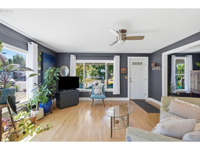 9418 N ALLEGHENY Ave, Portland, OR 97203