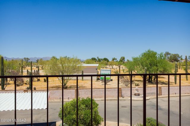 2284 W Paseo Cielo, Tucson, AZ 85742