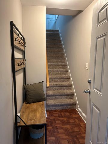 24815 89th Avenue Apt 2, Bellerose, NY 11426