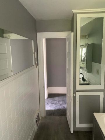 437 Powers Lane, Decatur, IL 62522