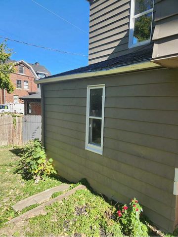 437 Powers Lane, Decatur, IL 62522