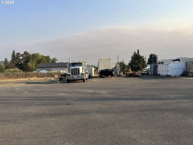 0 Nw HIGHLAND St, Roseburg, OR 97470