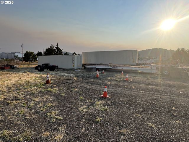 0 Nw HIGHLAND St, Roseburg, OR 97470