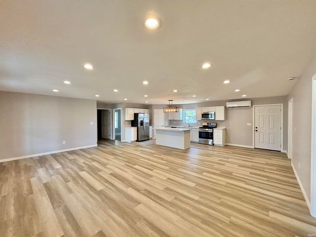 00 W Echles Avenue, Linton, IN 47441