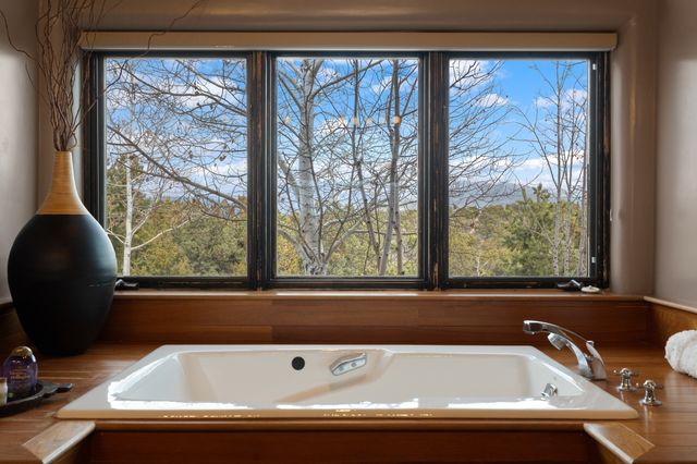 103-B Estrellas De Tano, Santa Fe, NM 87506