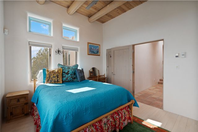 103-B Estrellas De Tano, Santa Fe, NM 87506