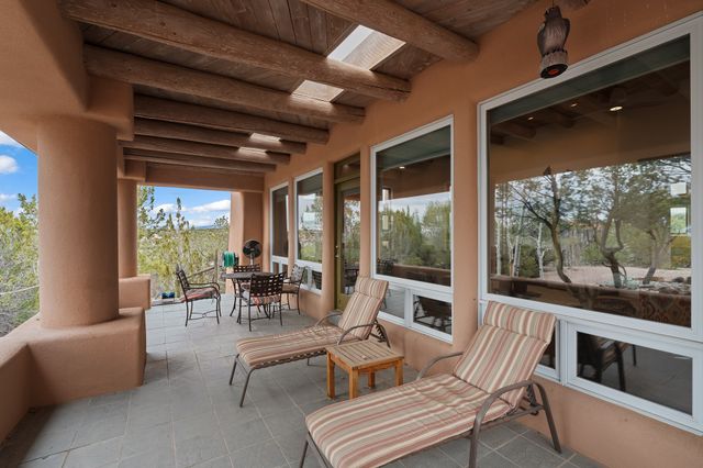 103-B Estrellas De Tano, Santa Fe, NM 87506