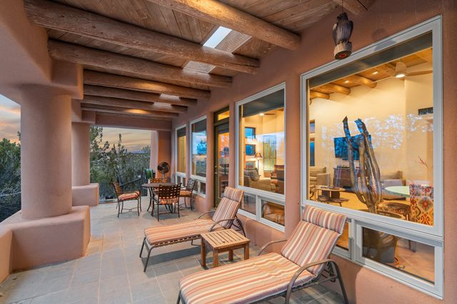 103-B Estrellas De Tano, Santa Fe, NM 87506