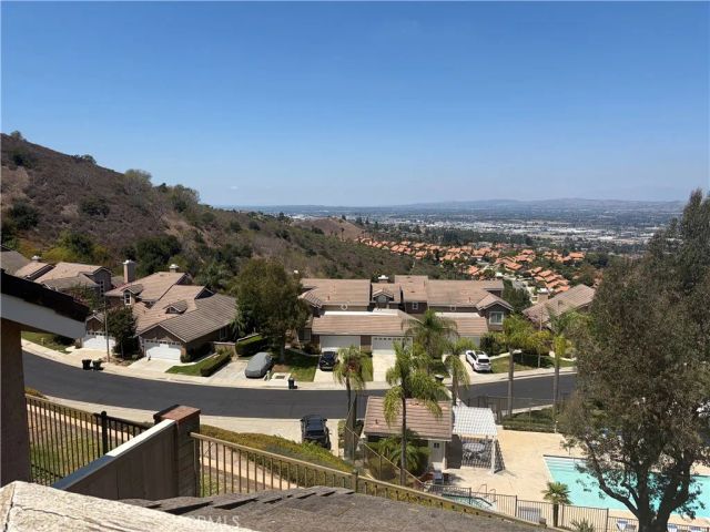 873 S Sapphire, Anaheim Hills, CA 92807