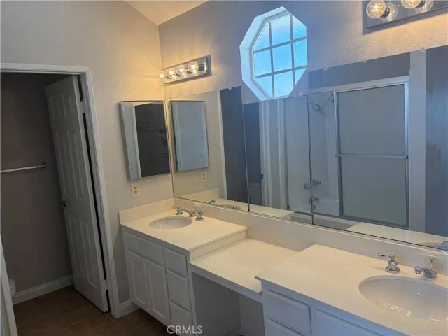 873 S Sapphire, Anaheim Hills, CA 92807
