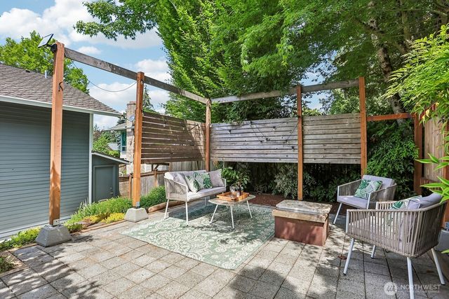 12004 81st Avenue NE, Kirkland, WA 98034