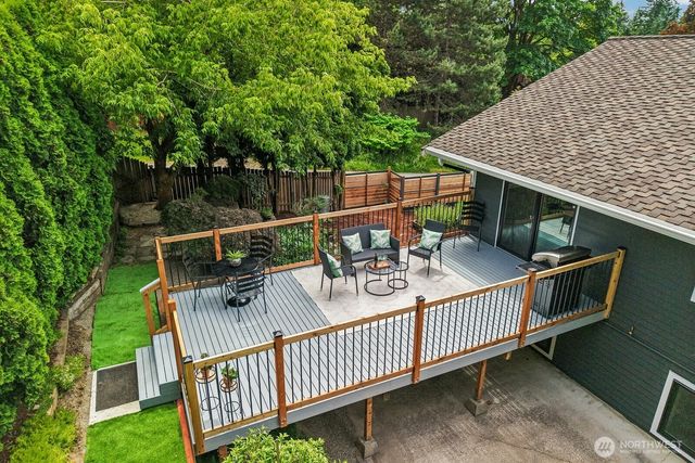 12004 81st Avenue NE, Kirkland, WA 98034
