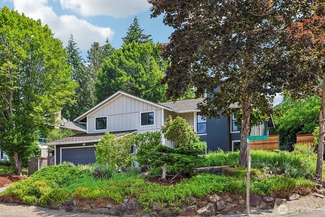 12004 81st Avenue NE, Kirkland, WA 98034
