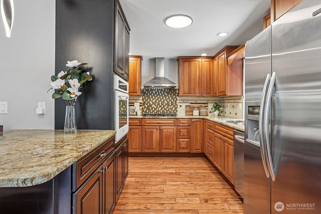 12004 81st Avenue NE, Kirkland, WA 98034