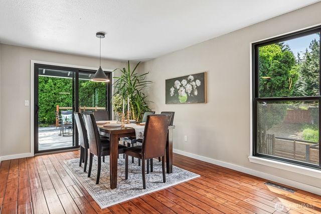 12004 81st Avenue NE, Kirkland, WA 98034
