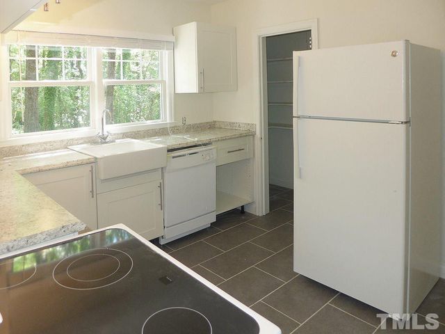 733 Raleigh Road, Chapel Hill, NC 27514