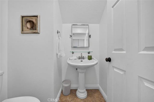 21056 Champlain, Lake Forest, CA 92630