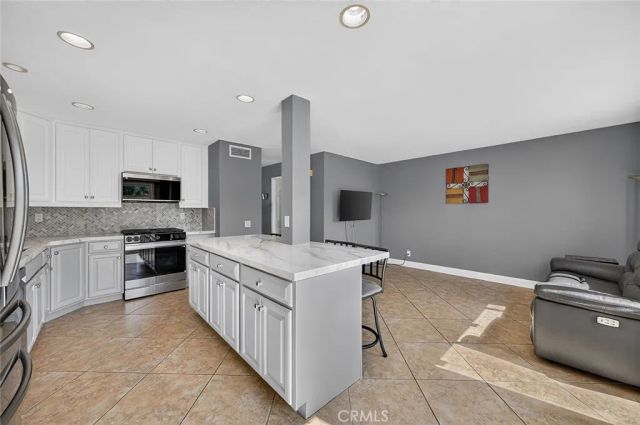 21056 Champlain, Lake Forest, CA 92630