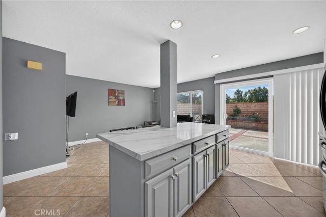 21056 Champlain, Lake Forest, CA 92630