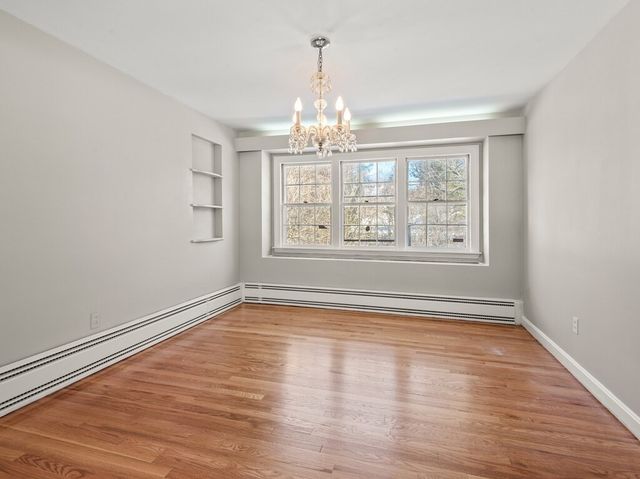 42 Ellis Dr., Worcester, MA 01609