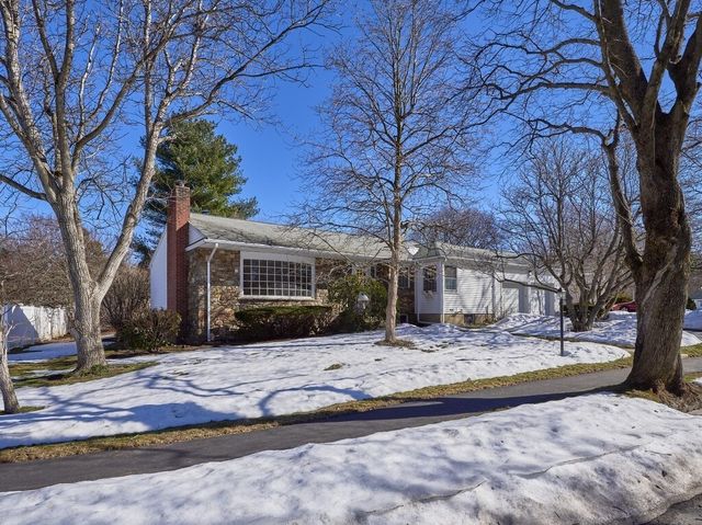 42 Ellis Dr., Worcester, MA 01609
