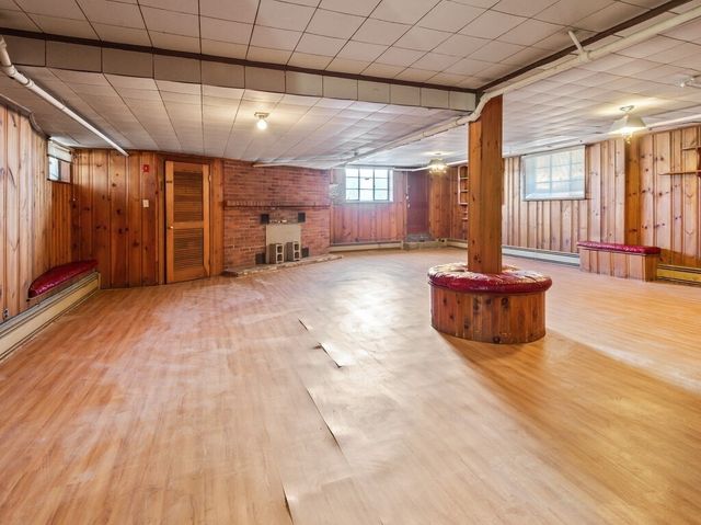 42 Ellis Dr., Worcester, MA 01609