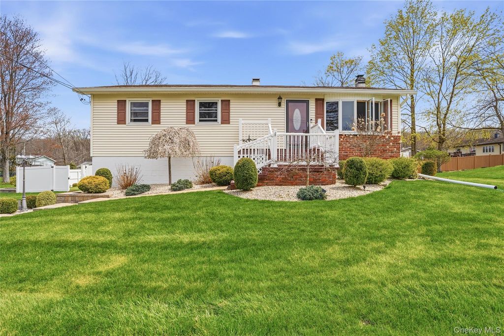 57 Robert Lane, Wappingers Falls, NY 12590