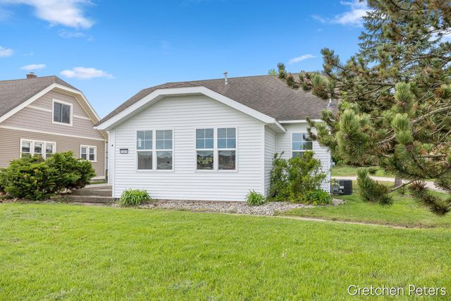5352 Plainfield Avenue, Grand Rapids, MI 49525