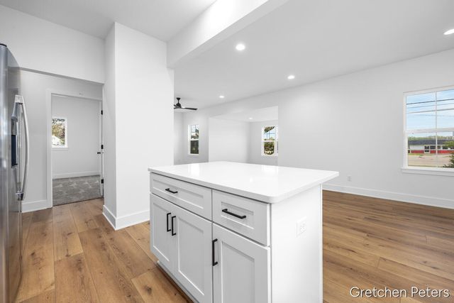 5352 Plainfield Avenue, Grand Rapids, MI 49525