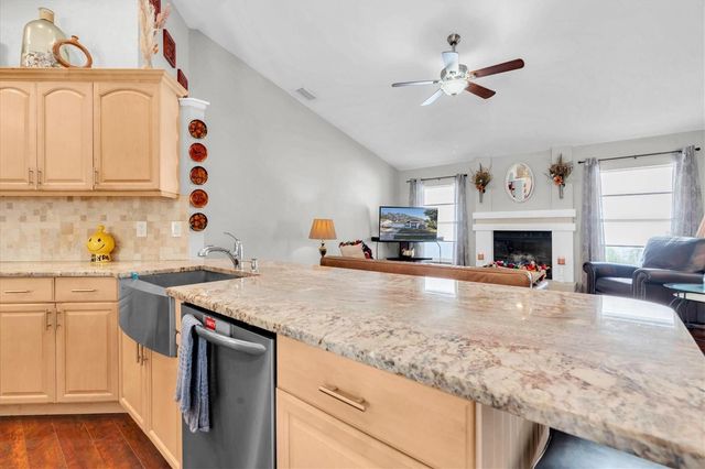 5206 LAGOS COURT, New Port Richey, FL 34655