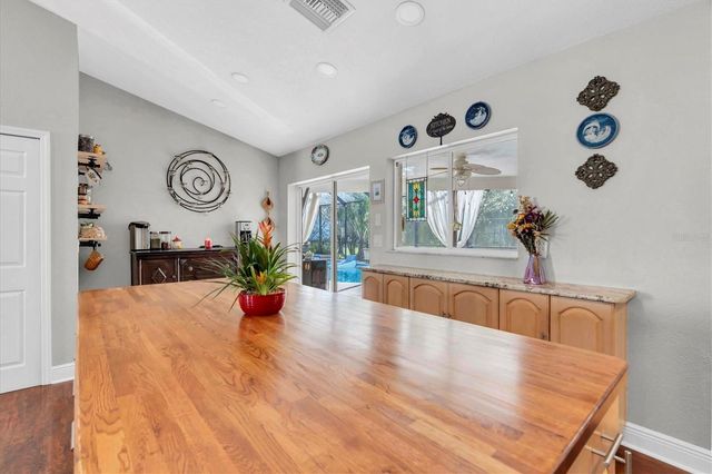 5206 LAGOS COURT, New Port Richey, FL 34655