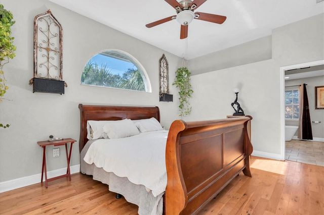 5206 LAGOS COURT, New Port Richey, FL 34655