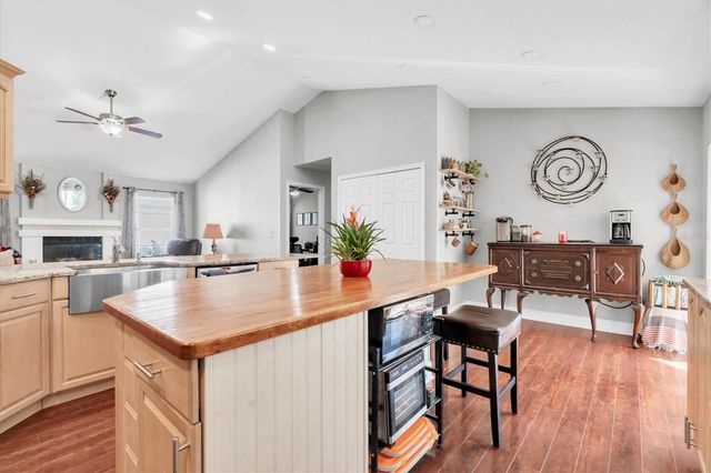 5206 LAGOS COURT, New Port Richey, FL 34655