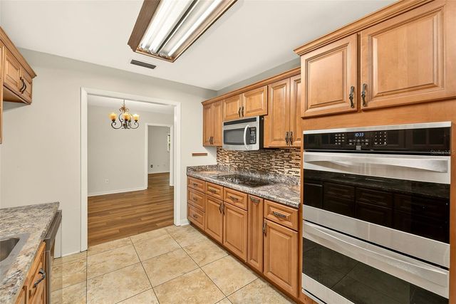 303 SAINT AUGUSTINE AVENUE, Temple Terrace, FL 33617