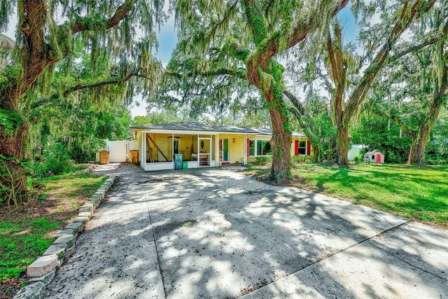 303 SAINT AUGUSTINE AVENUE, Temple Terrace, FL 33617
