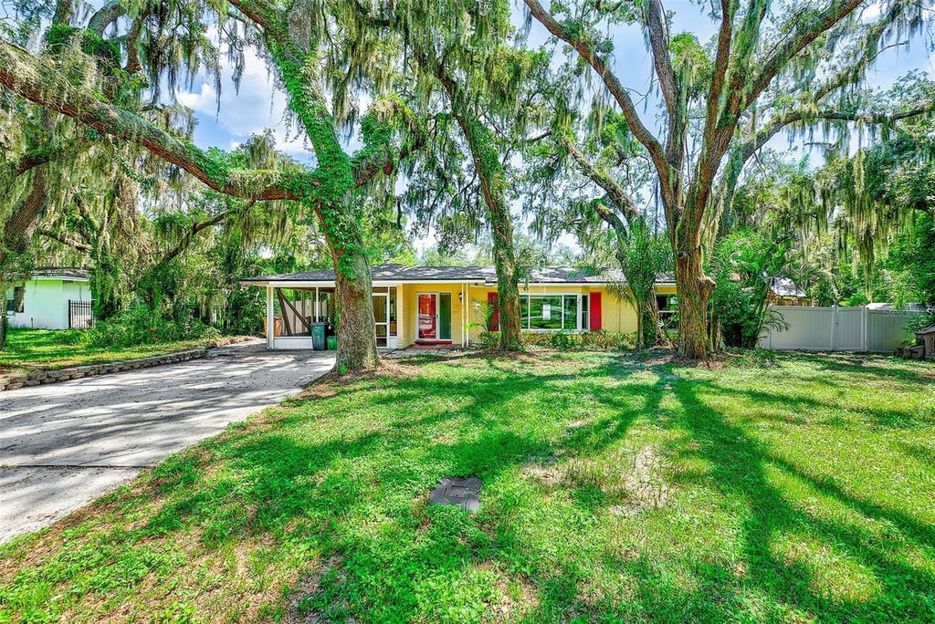 303 SAINT AUGUSTINE AVENUE, Temple Terrace, FL 33617