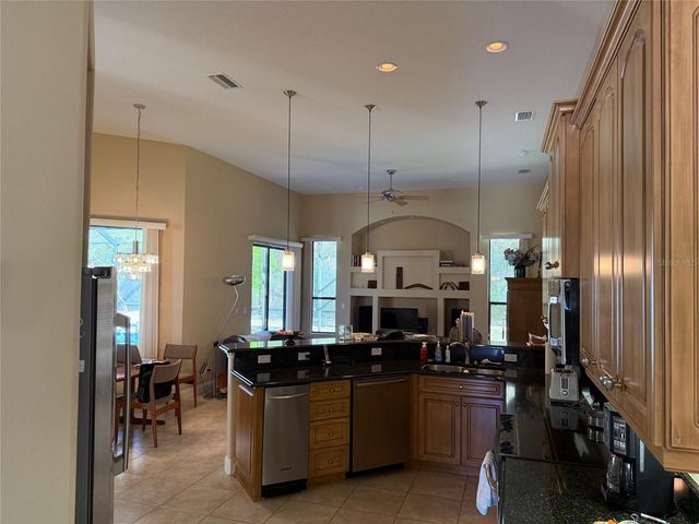 31 WOODHOLLOW LANE, Palm Coast, FL 32164