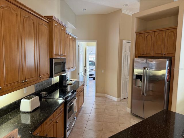 31 WOODHOLLOW LANE, Palm Coast, FL 32164