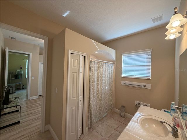 31 WOODHOLLOW LANE, Palm Coast, FL 32164