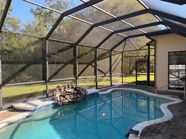 31 WOODHOLLOW LANE, Palm Coast, FL 32164