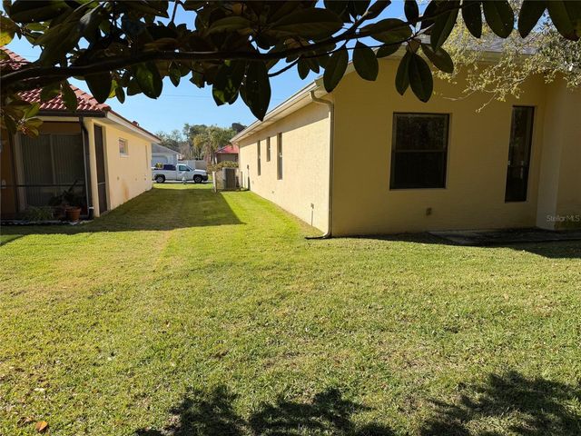 31 WOODHOLLOW LANE, Palm Coast, FL 32164