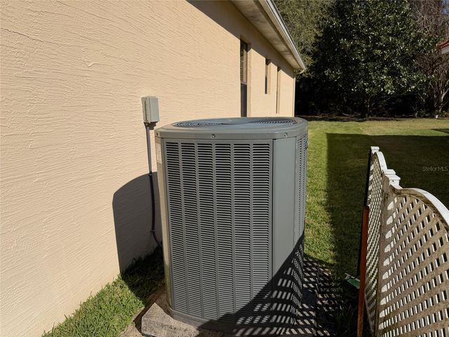 31 WOODHOLLOW LANE, Palm Coast, FL 32164