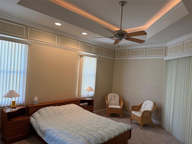 31 WOODHOLLOW LANE, Palm Coast, FL 32164