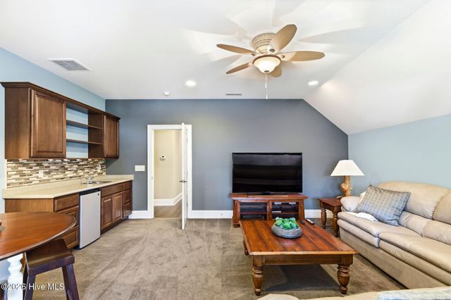 3902 Fairhaven Drive, Southport, NC 28461